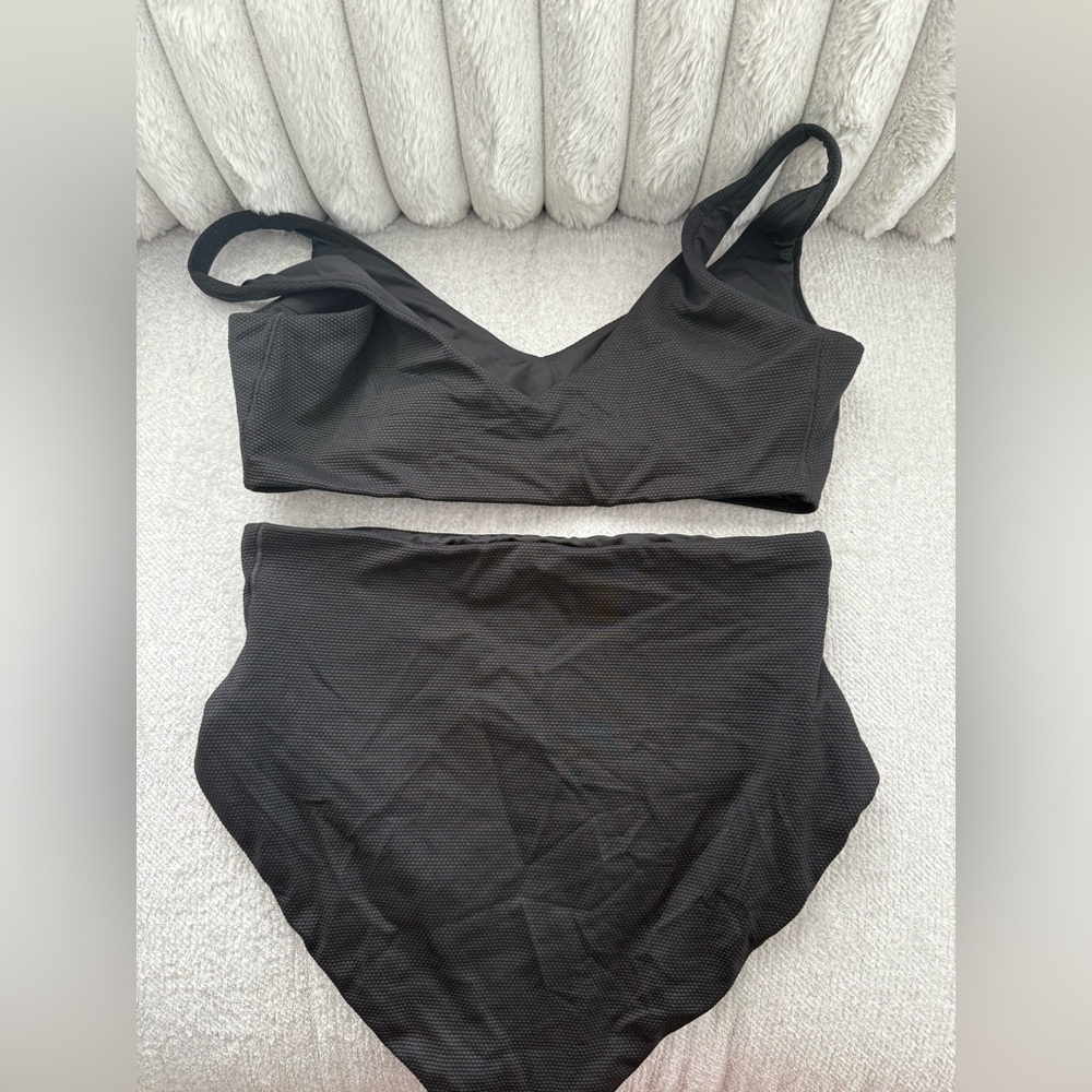 SPANX Black Pique Plunge Bikini Top Size L - Picture 6 of 6